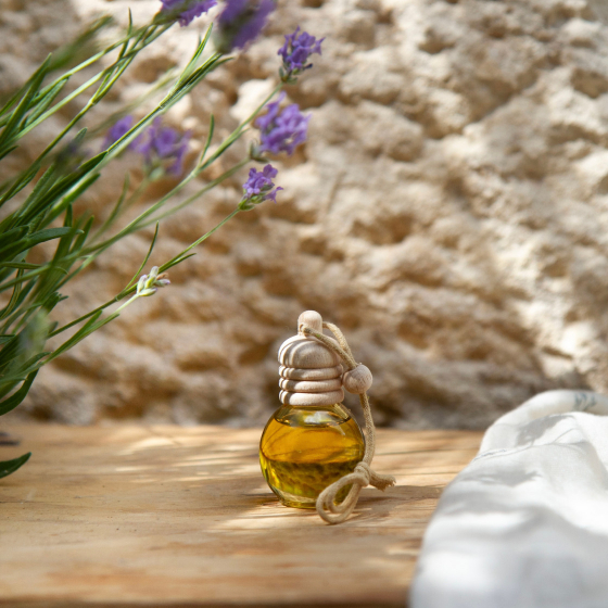 Senteur voiture à suspendre Monoï 10ml