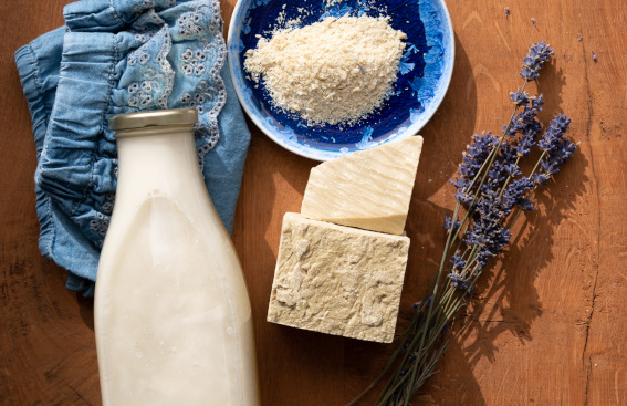 Savon au lait d’ânesse ou savon de Marseille : lequel choisir pour votre peau ?